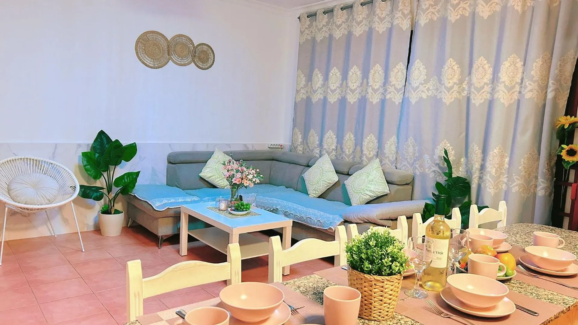 Big Villa Puerto Rico Streetfront With Private Saltwater Jacuzzi Pool, Bbq, Kitchen & 3 Terraces Near Shopping Center Puerto Rico (Gran Canaria)