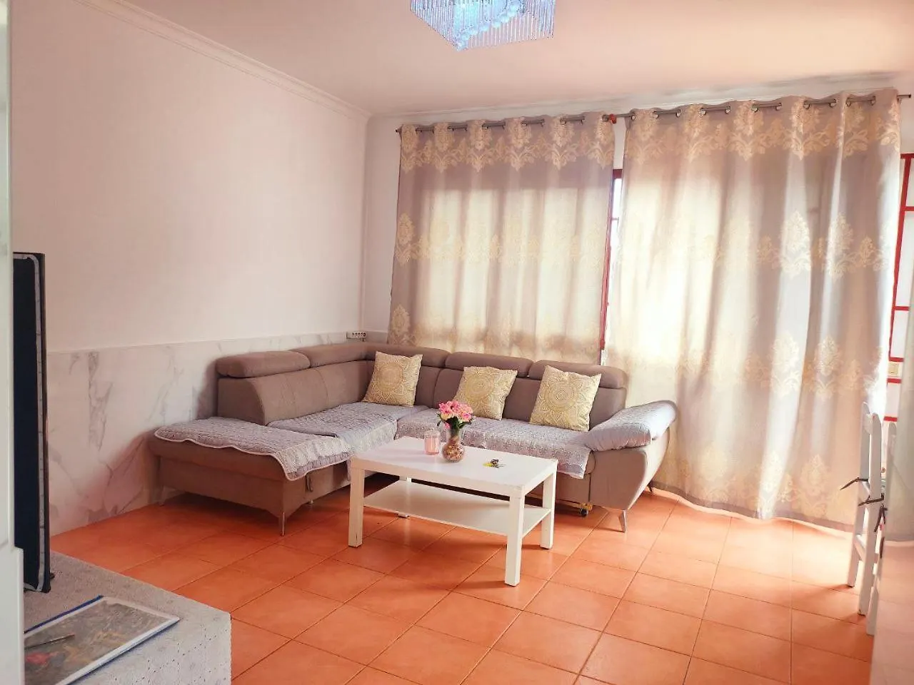 Big Villa Puerto Rico With Heated Saltwater Jacuzzi Pool & Bbq & Private Parking Apartment Puerto Rico (Gran Canaria)
